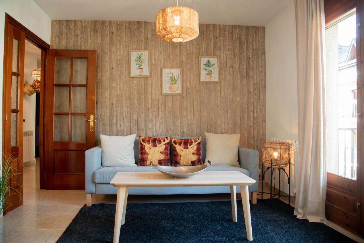 Apartament La Cabanera Sort Exteriér fotografie